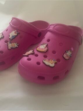 Ladies Pink Clog Sandals with Unicorn Charms